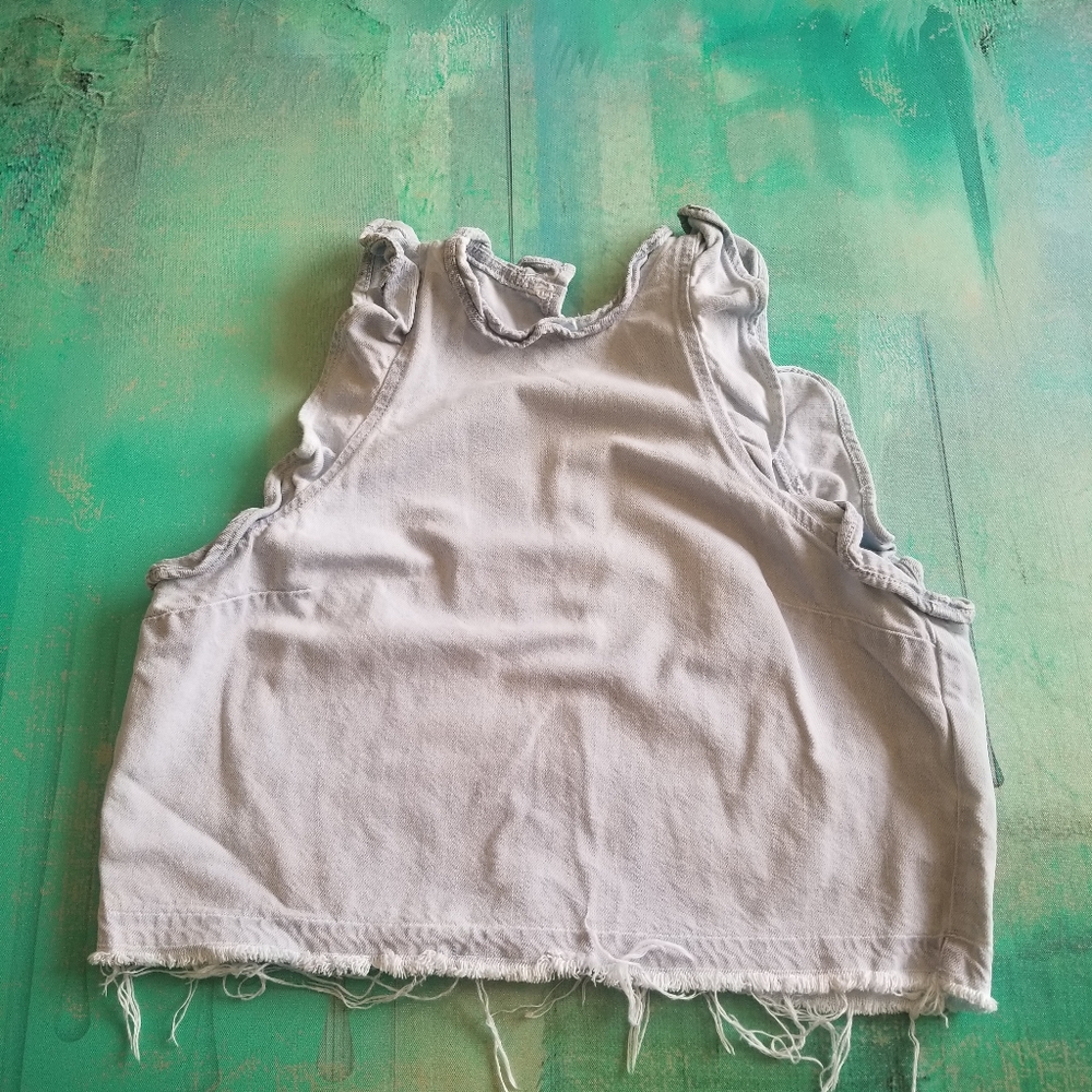 Light jean semi crop top size S